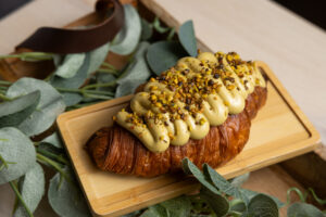 Croissant cu fistic
